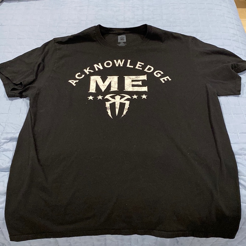 WWE Roman Reigns T-Shirt. Men’s Size XL. Preowned